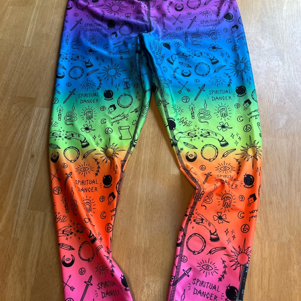 XL Zumba Fitness Dance Tribe Spiritual Dancer Vibrant Rainbow Leggings